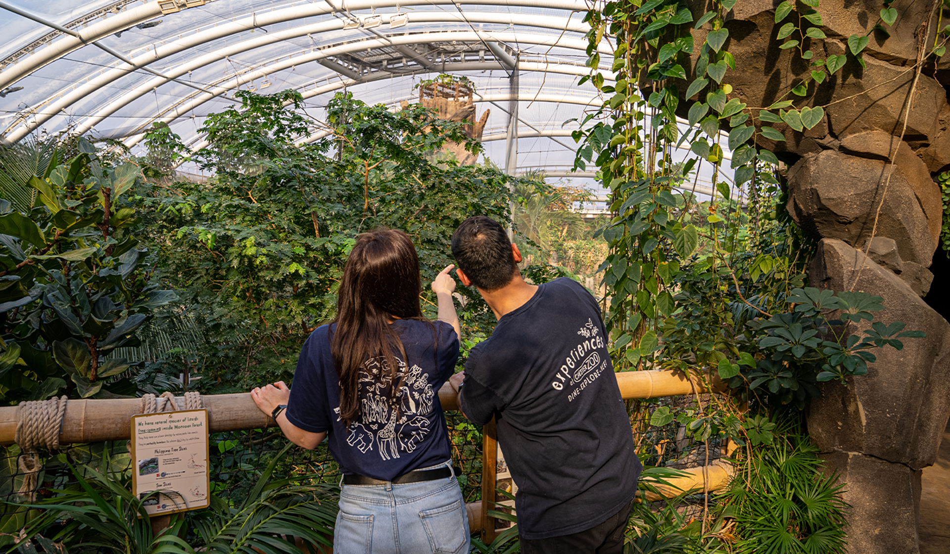 Islands Adventure Banner Desktop